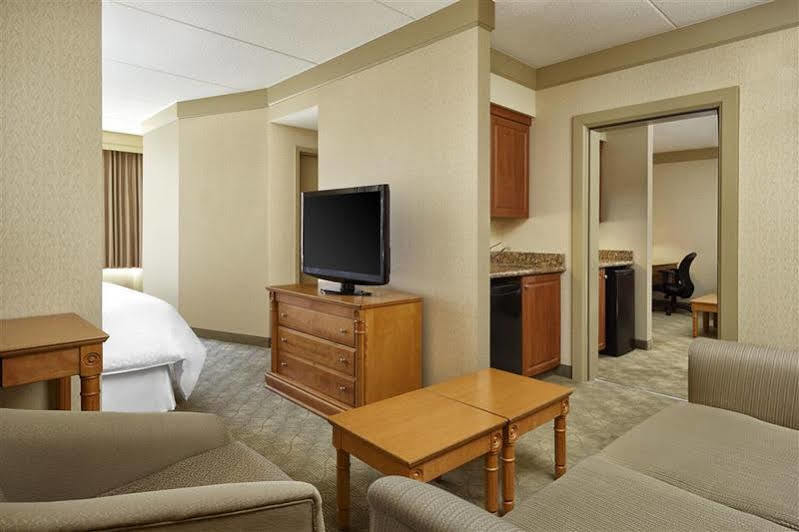 Four Points By Sheraton Kitchener-Ватерлоо Экстерьер фото